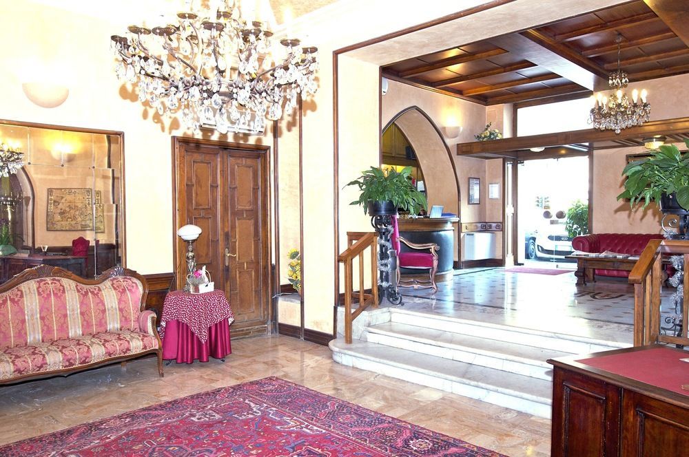 Astoria 4* Gênes